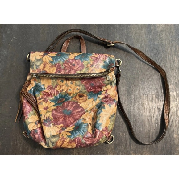 PATRICIA NASH Luzille Backpack Fresco Cross Body Floral Design Leather MINTY - Picture 1 of 6